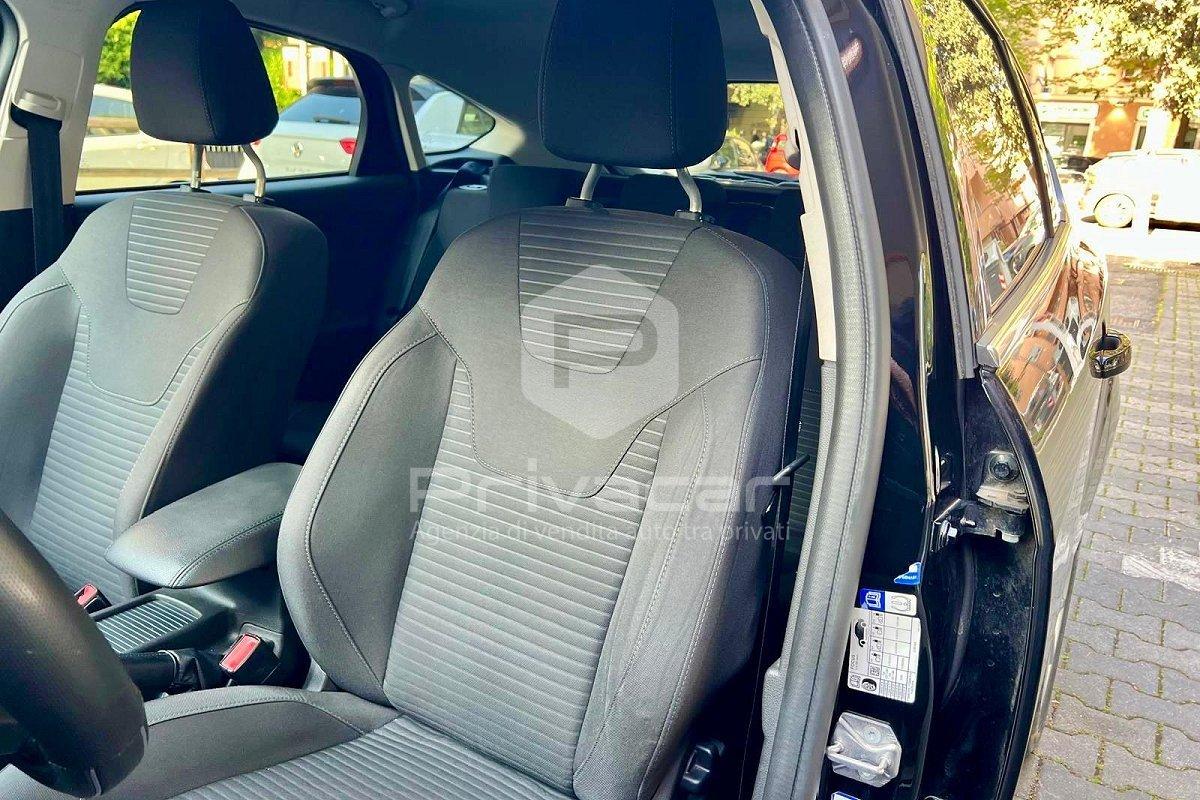 FORD Focus 1.6 120 CV GPL Titanium