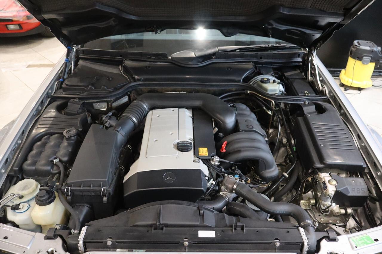 Mercedes-benz SL 280 W129 manuale pari al Nuovo