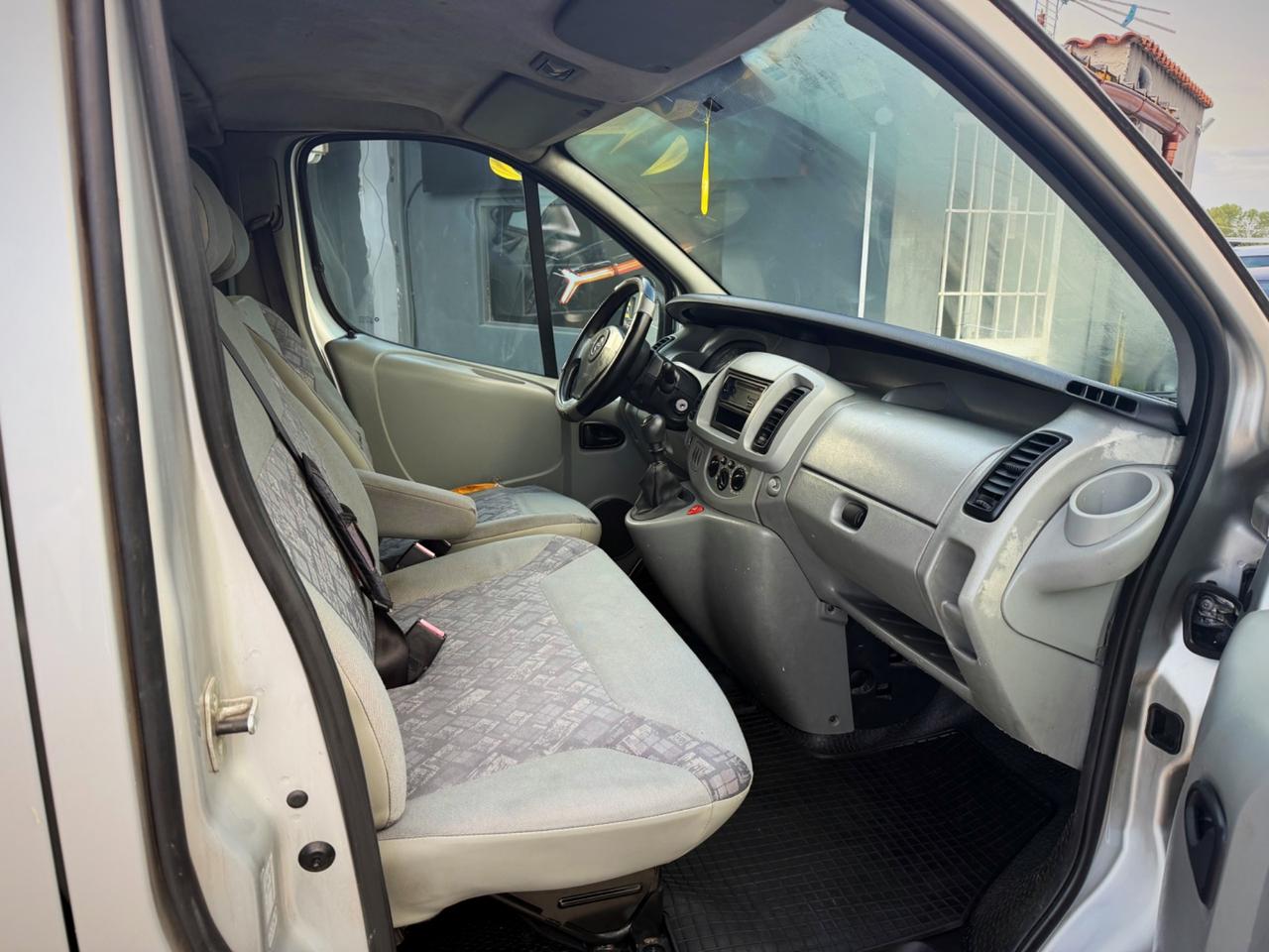 Opel Vivaro 27 1.9 CDTI/100CV PC-TN Combi