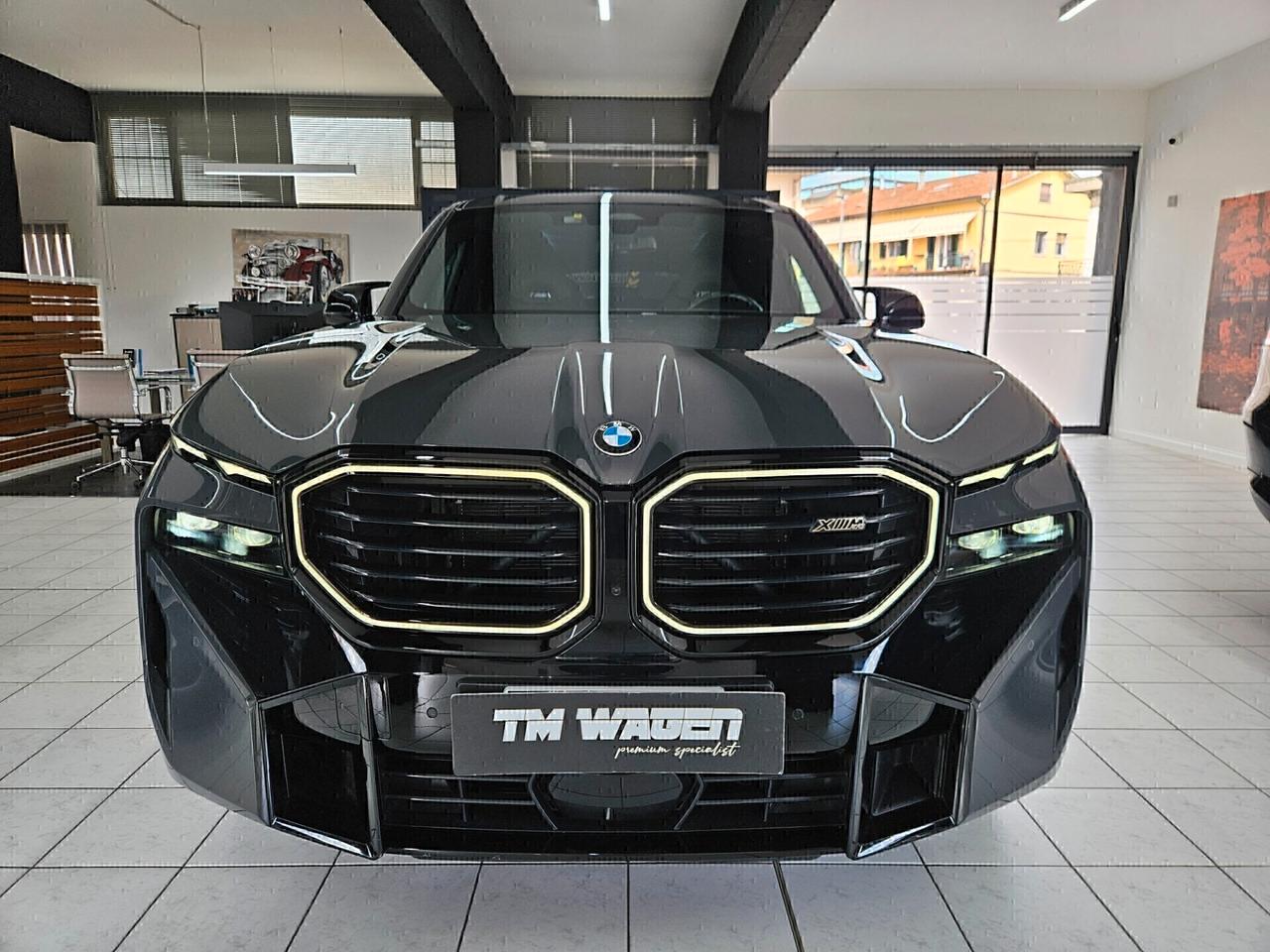 BMW XM 4.4
