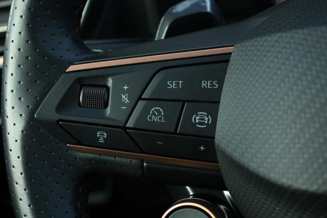 CUPRA Leon 1.5 eTSI 150 CV DSG