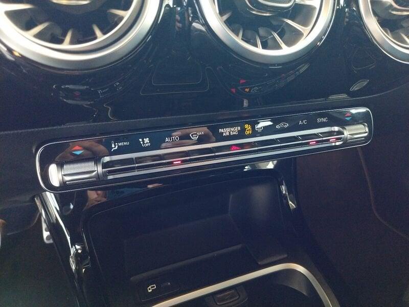 Mercedes-Benz Classe A A 180 Night Edition
