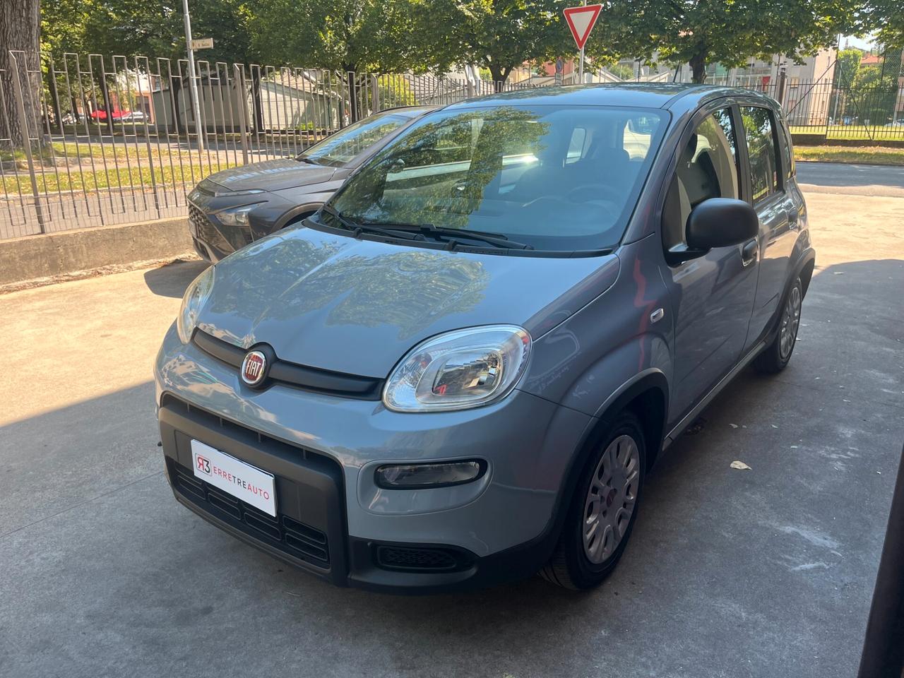 FIAT PANDA 1.0 FIREFLY HYBRID 70CV - NESSUN VINCOLO FINANZIARIO - 5 POSTI, RUOTA DI SCORTA, FENDINEBBIA..