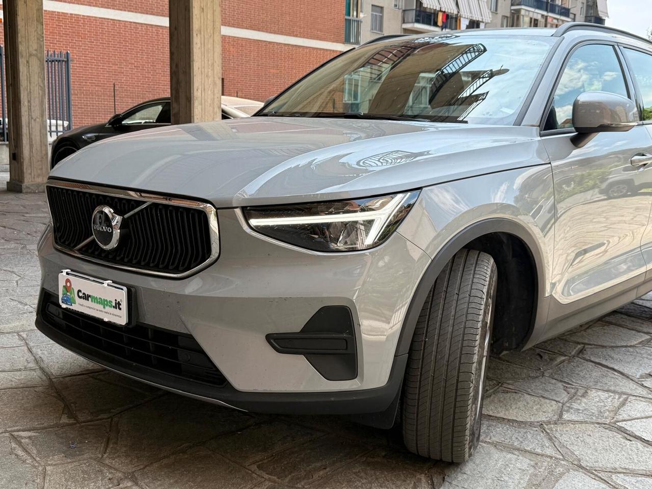 Volvo XC40 B3 automatico Plus Dark