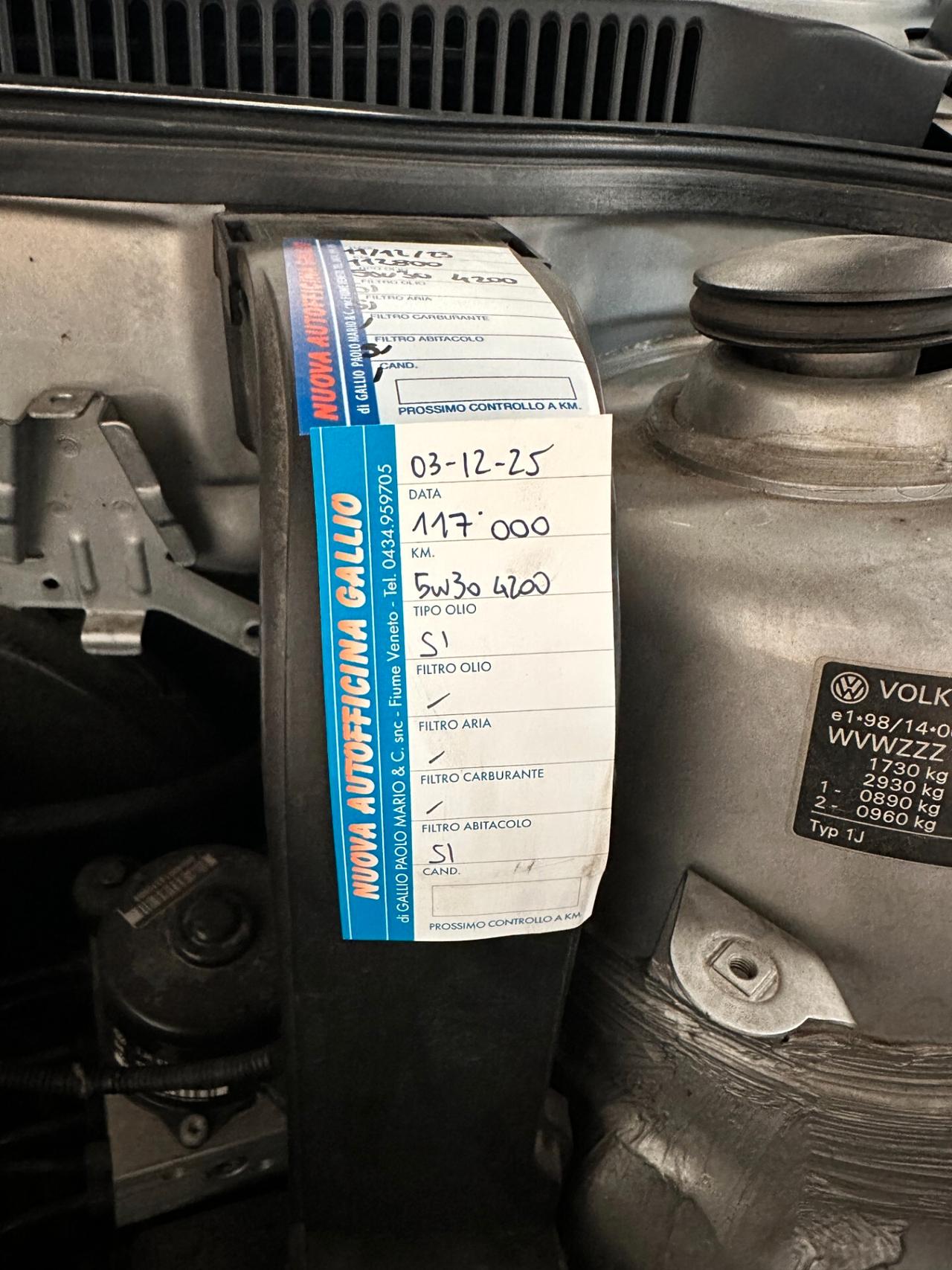 Volkswagen Bora 1.6 105CV 16V cat Highline