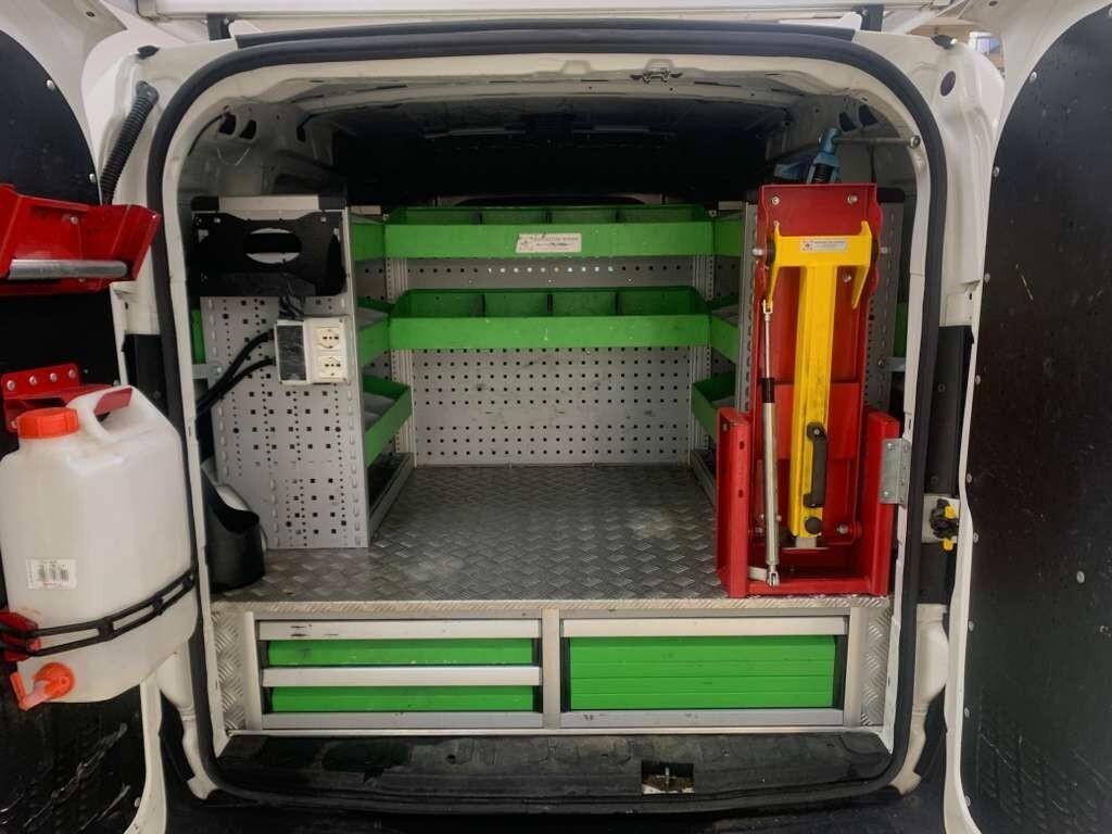 Fiat Doblò 1.4 T-Jet Natural Power *ATTREZZATO+220V*