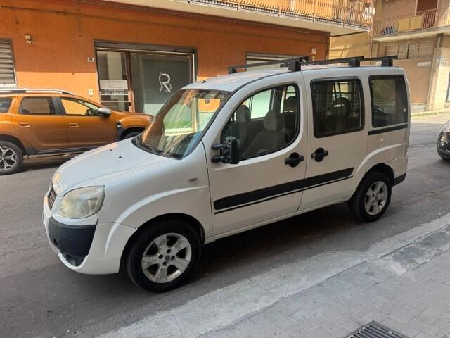 Fiat Doblo 1.9 MJT Combi 5 posti N1