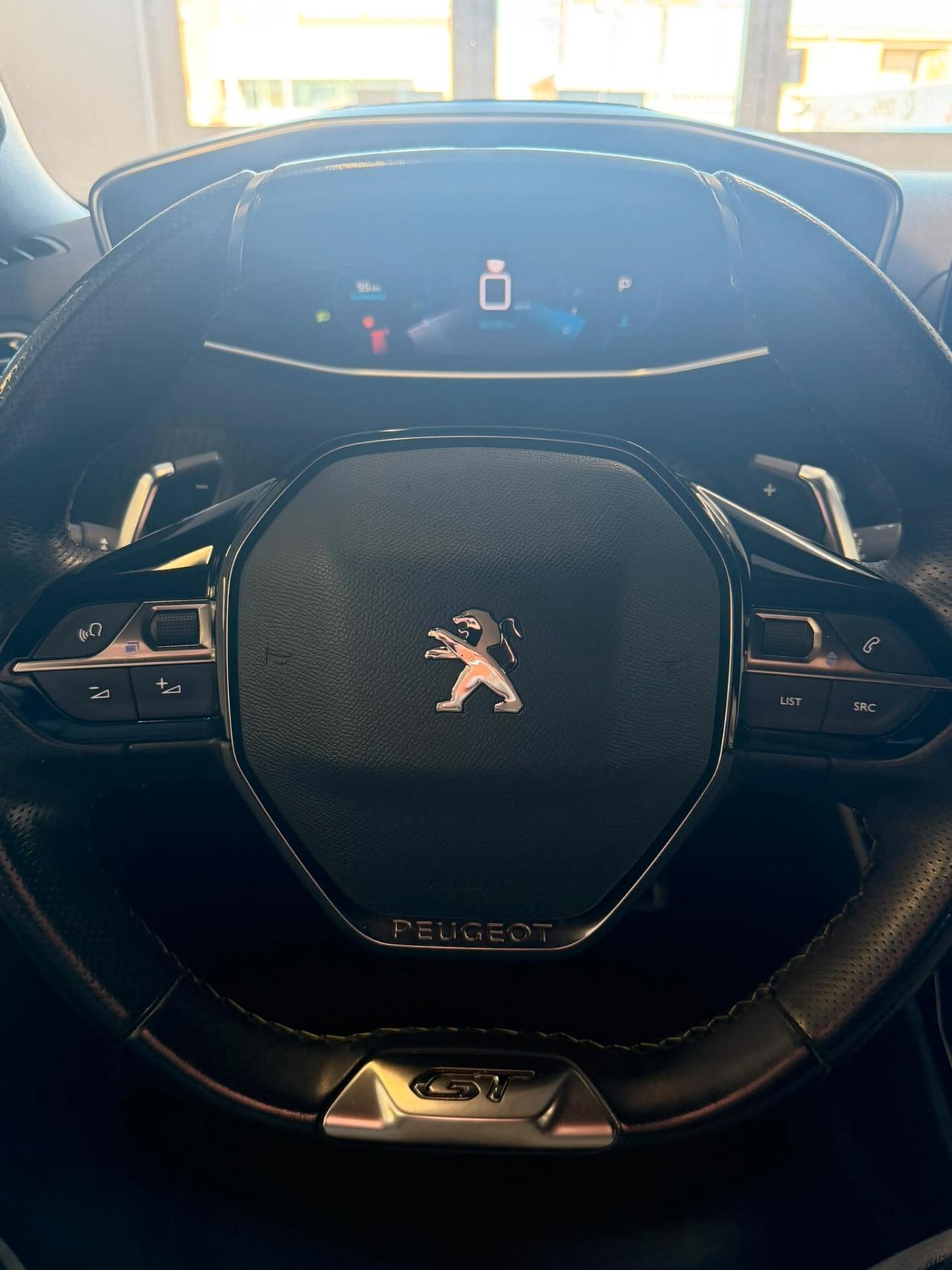 Peugeot 2008 BlueHDi 130 S&S EAT8 GT Pack