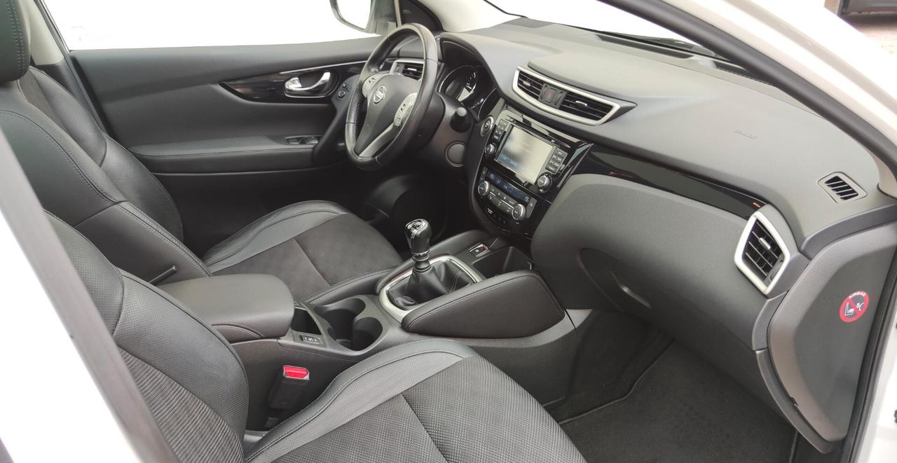 Nissan Qashqai 1.6 dCi 2WD Tekna 360°
