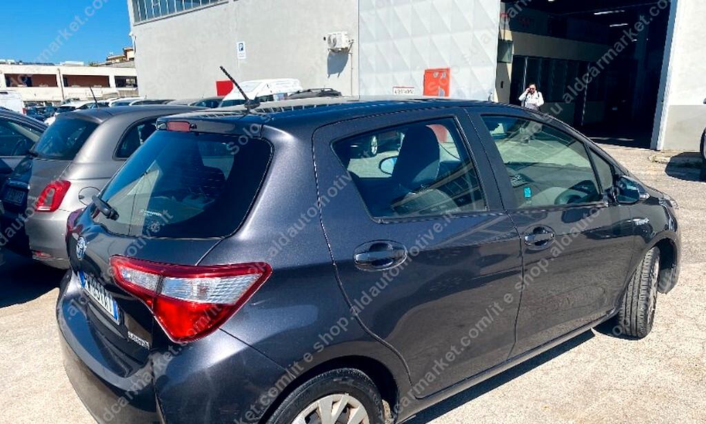 Toyota Yaris 1.5 Hybrid 5 porte Business Bluetooth Retrocam UNIPRO IVA DEDUCIBILE