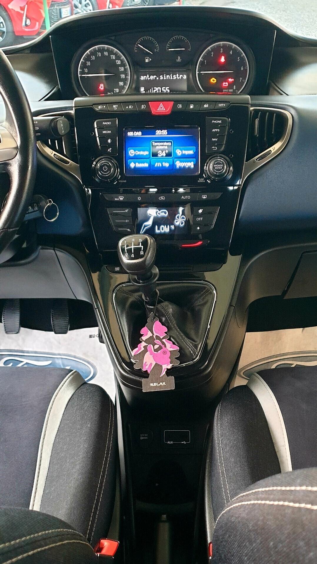 LANCIA YPSILON 1.2 BENZINA 2017 G.P.L DI CASA EURO6