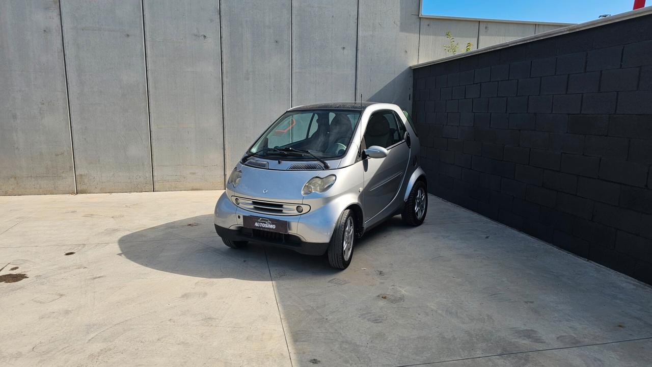Smart ForTwo 700 coupé passion (45 kW)