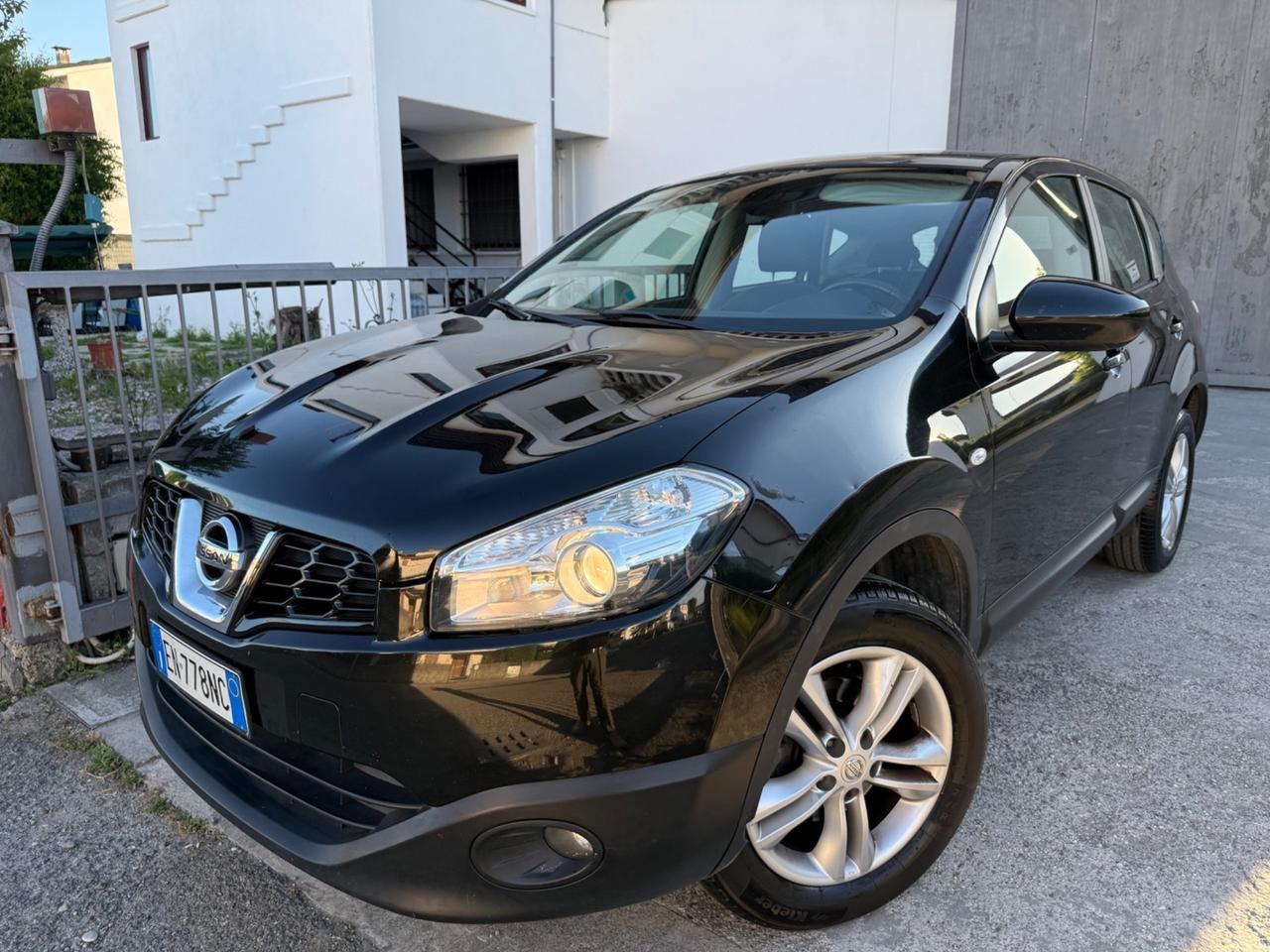 Nissan Qashqai 1.5 dCi 6MARCE POCHI KM 2013
