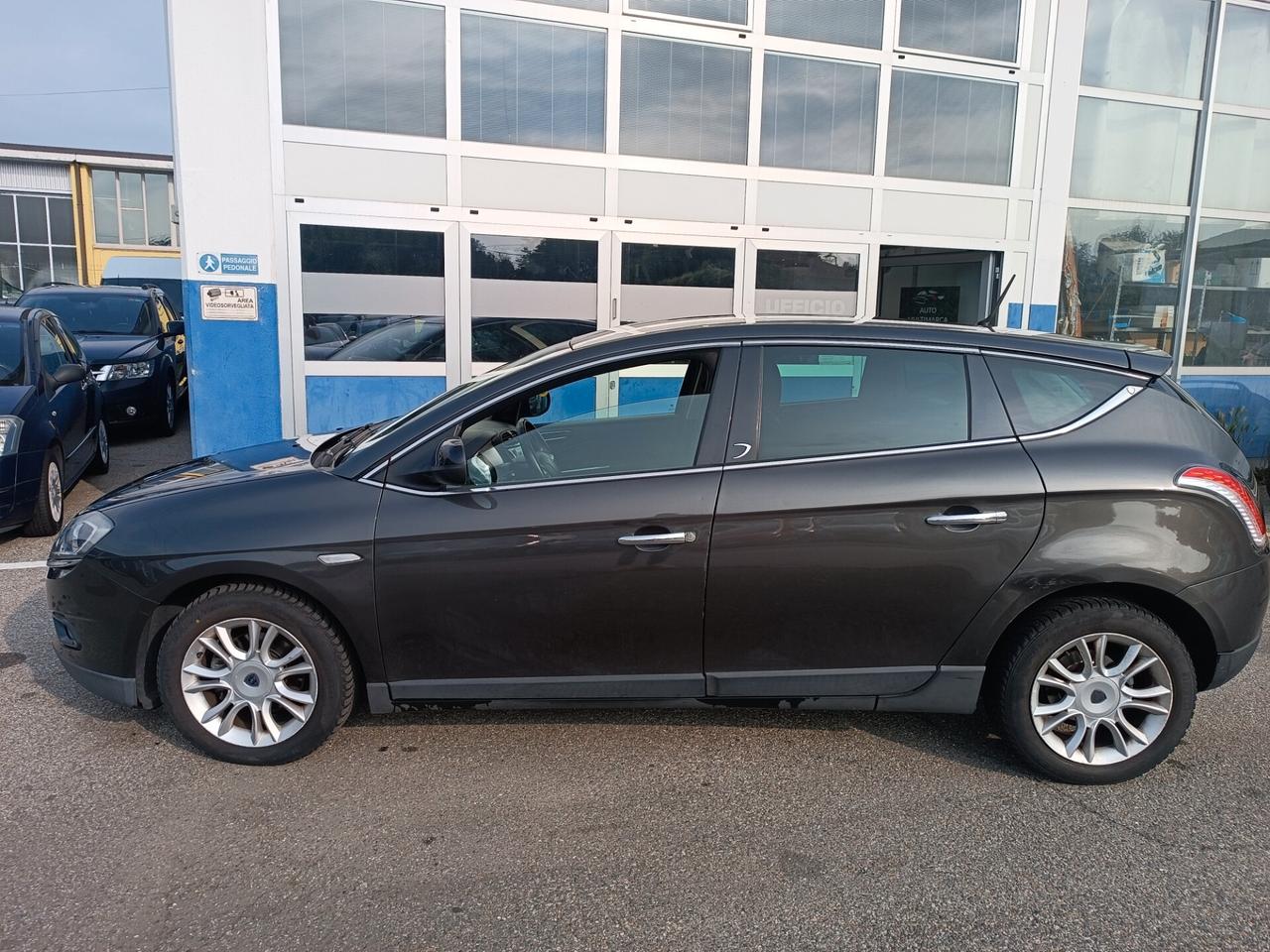 Lancia Delta 1.6 MJT DPF Oro