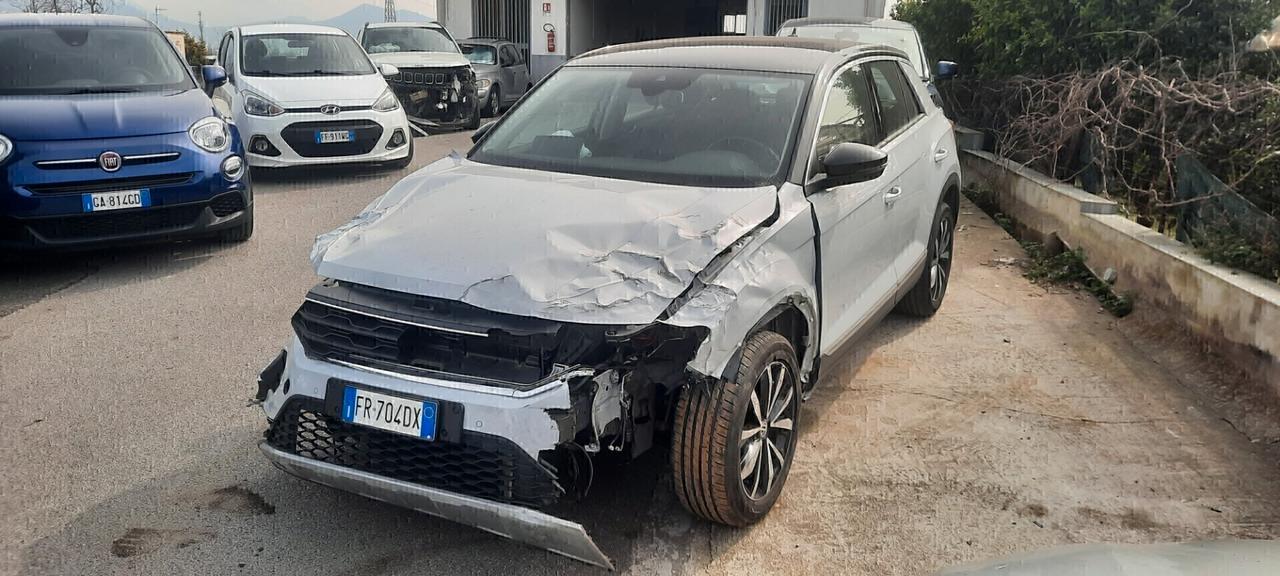 Volkswagen T-Roc cc15 150cv benzina anno 2018