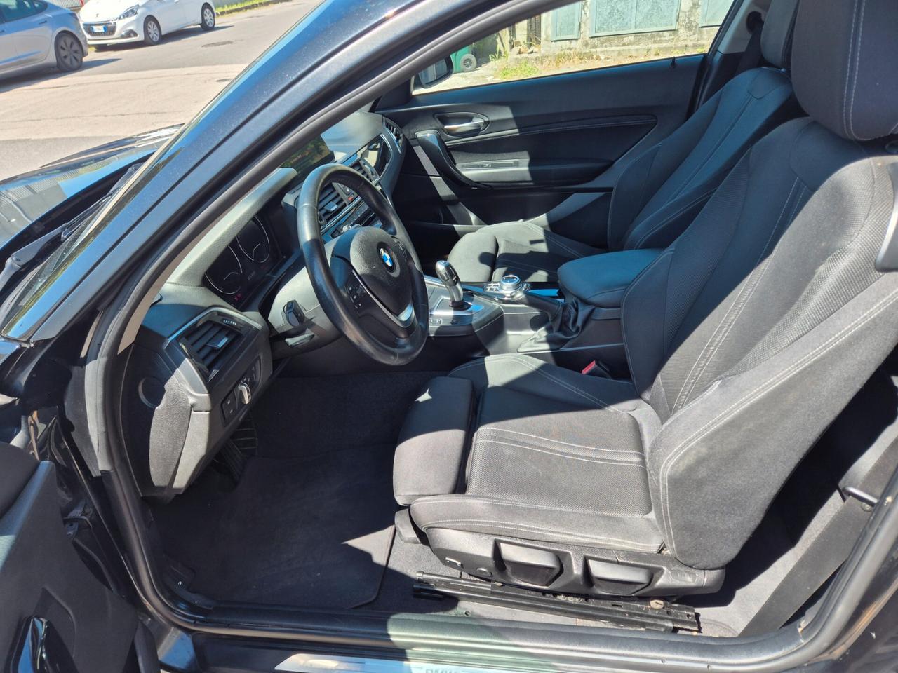 Bmw 218 218d Coupé Luxury automatica