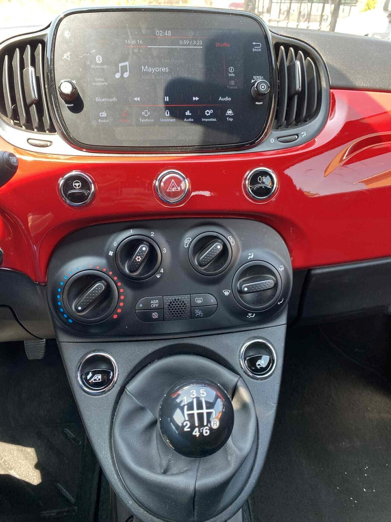 Fiat 500 1.0 Hybrid Red Lounge Ok Neop.