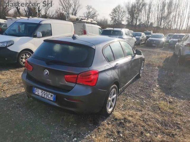 BMW 118 d 150cv Business 5p automatica - FL399CM