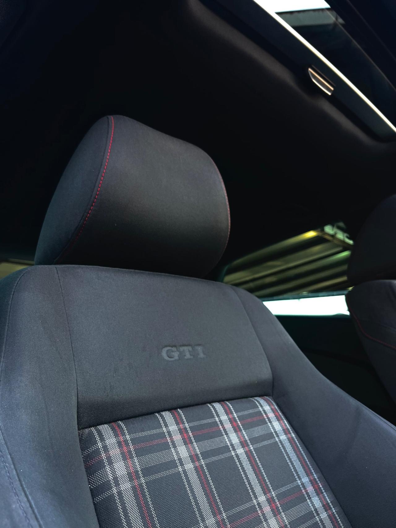 Volkswagen Polo 1.4 TSI DSG 3 porte GTI