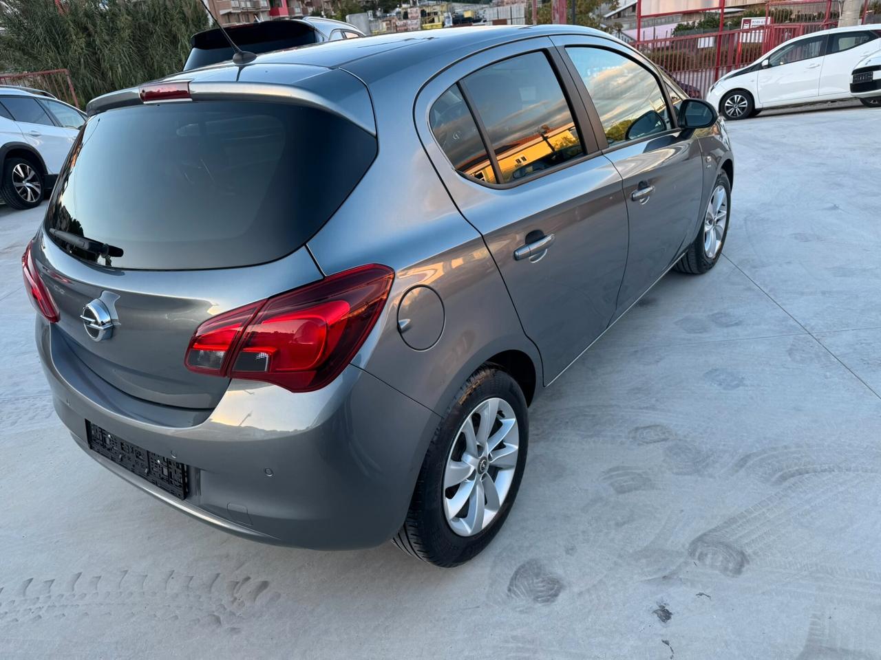 Opel Corsa 1.2 5 porte Advance