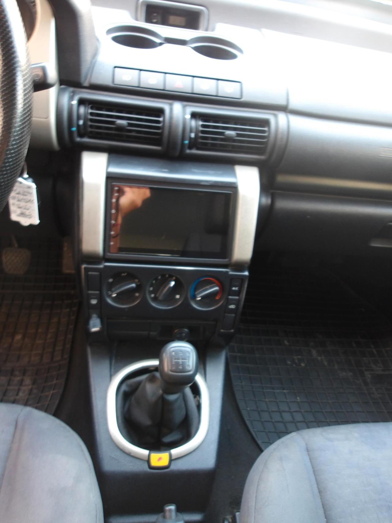 LAND ROVER FREELANDER 2.0 Td4