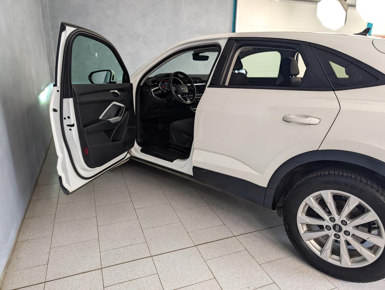 Audi q3 sportback 35 TFSI MHEV S-tronic 150cv Advanced