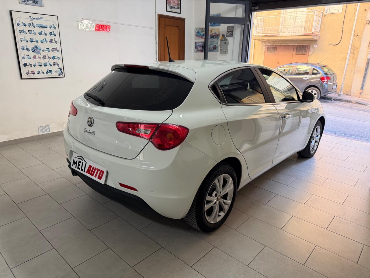 Alfa Romeo Giulietta 1.6 Multijet 105 CV