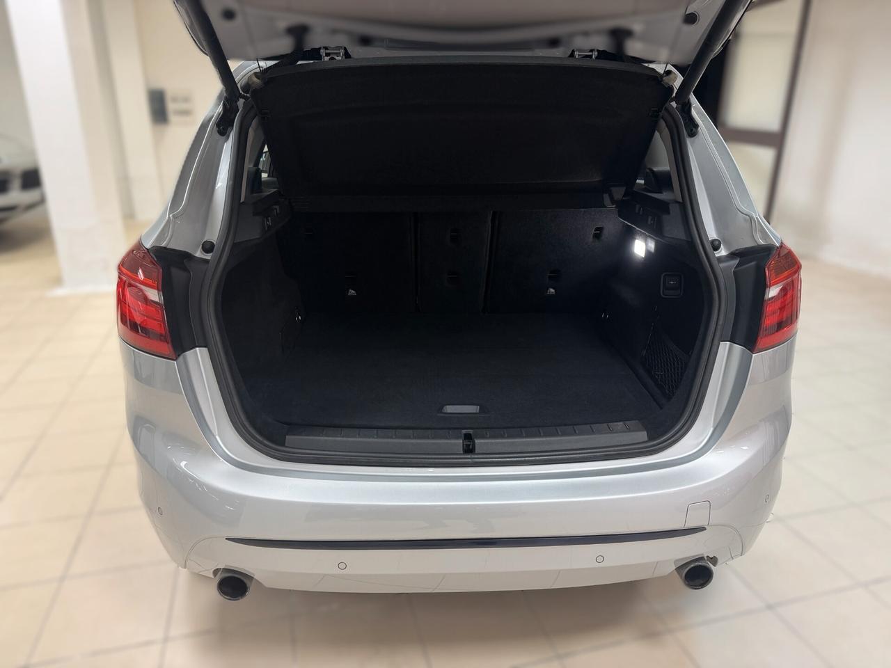 Bmw 2er Active Tourer 220d xDrive Sport aut.