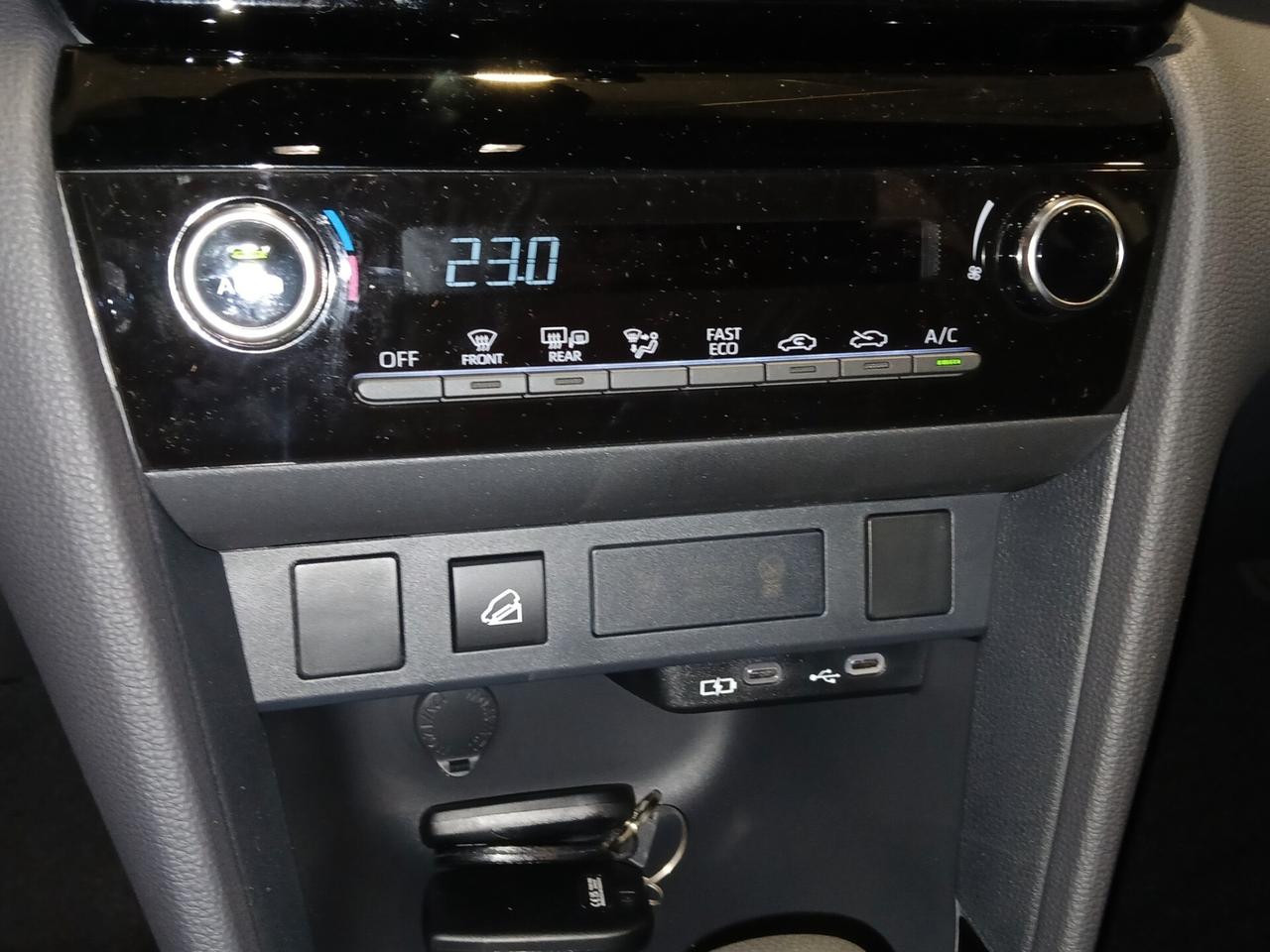 Toyota Yaris Cross 1.5 Hybrid 130 CV 5p.E-CVT AWD-i Trend