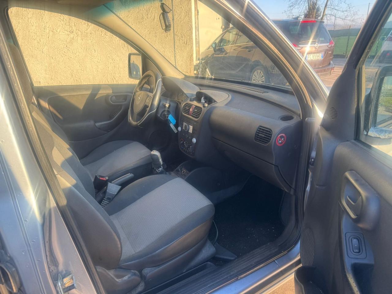 Opel Combo 1.6 EcoM 4p. Van Vetrato