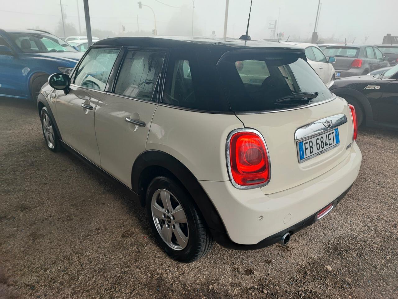 Mini 1.5 Cooper D Business XL 5 porte