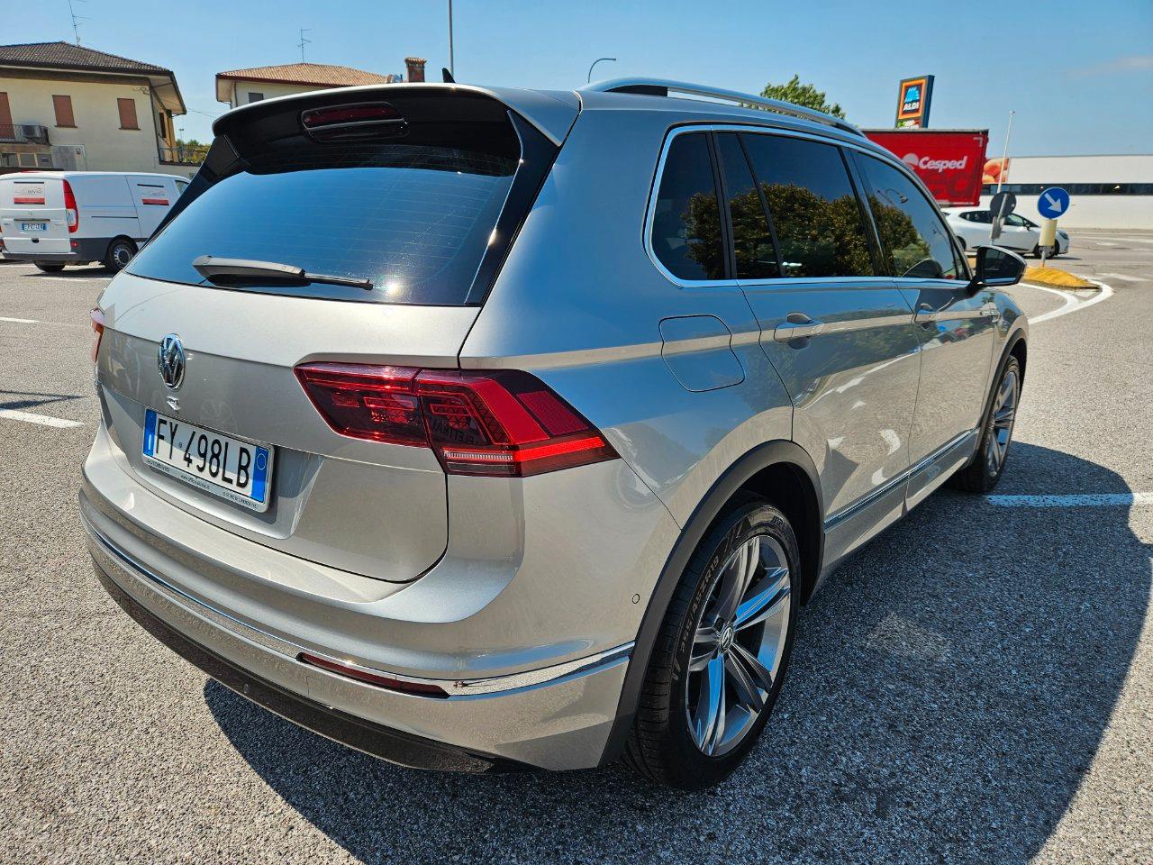 Volkswagen Tiguan 2.0 tdi Advanced R-Line Exterior Pack 150cv dsg
