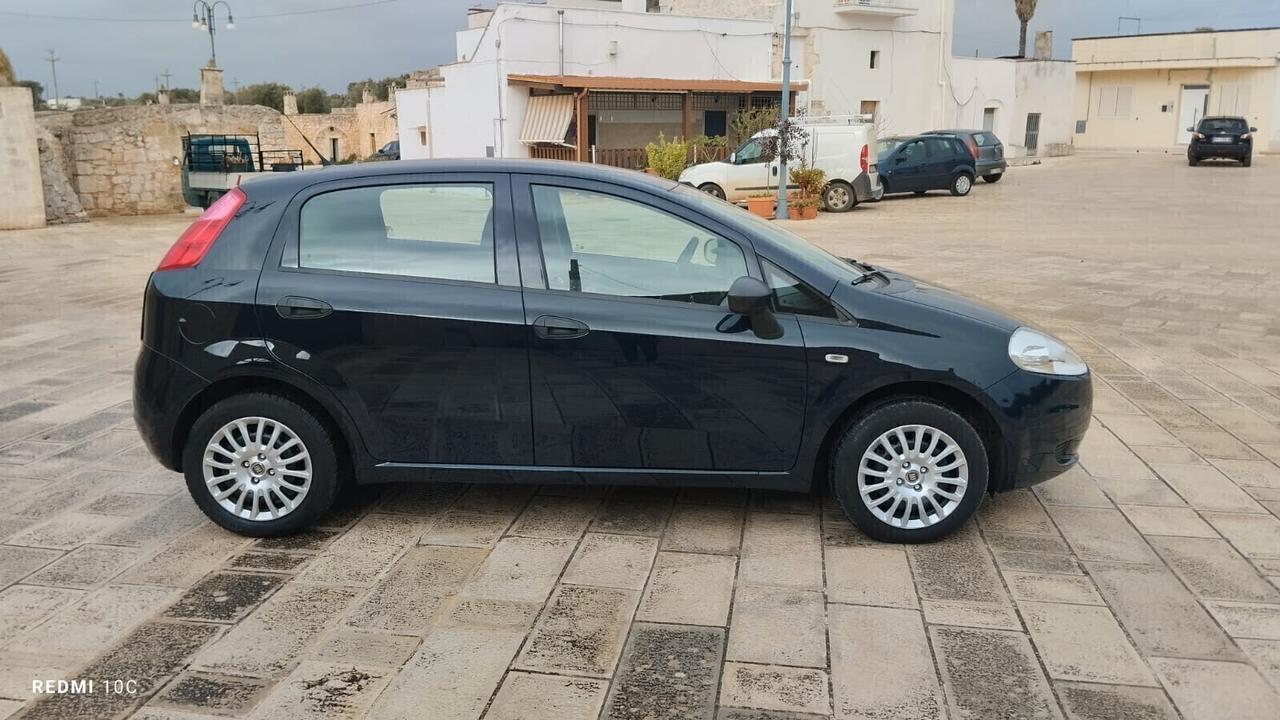 Fiat Grande Punto Grande Punto 1.3 MJT 75 CV 5 porte NEOPATENTATI