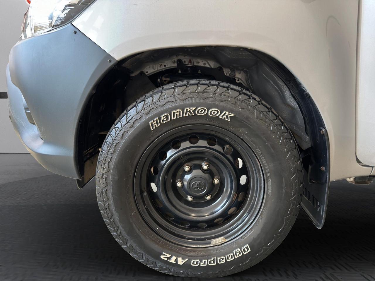 Toyota Hilux 2.4 EC d-4d 4x4 Comfort M/T my19