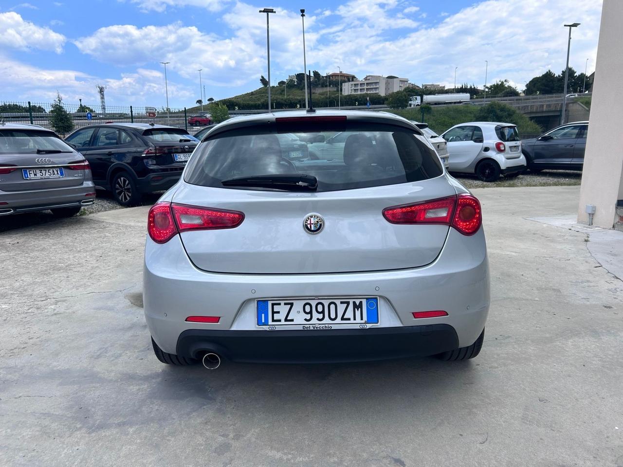 Alfa Romeo Giulietta 1.6 JTDm-2 105 CV Exclusive