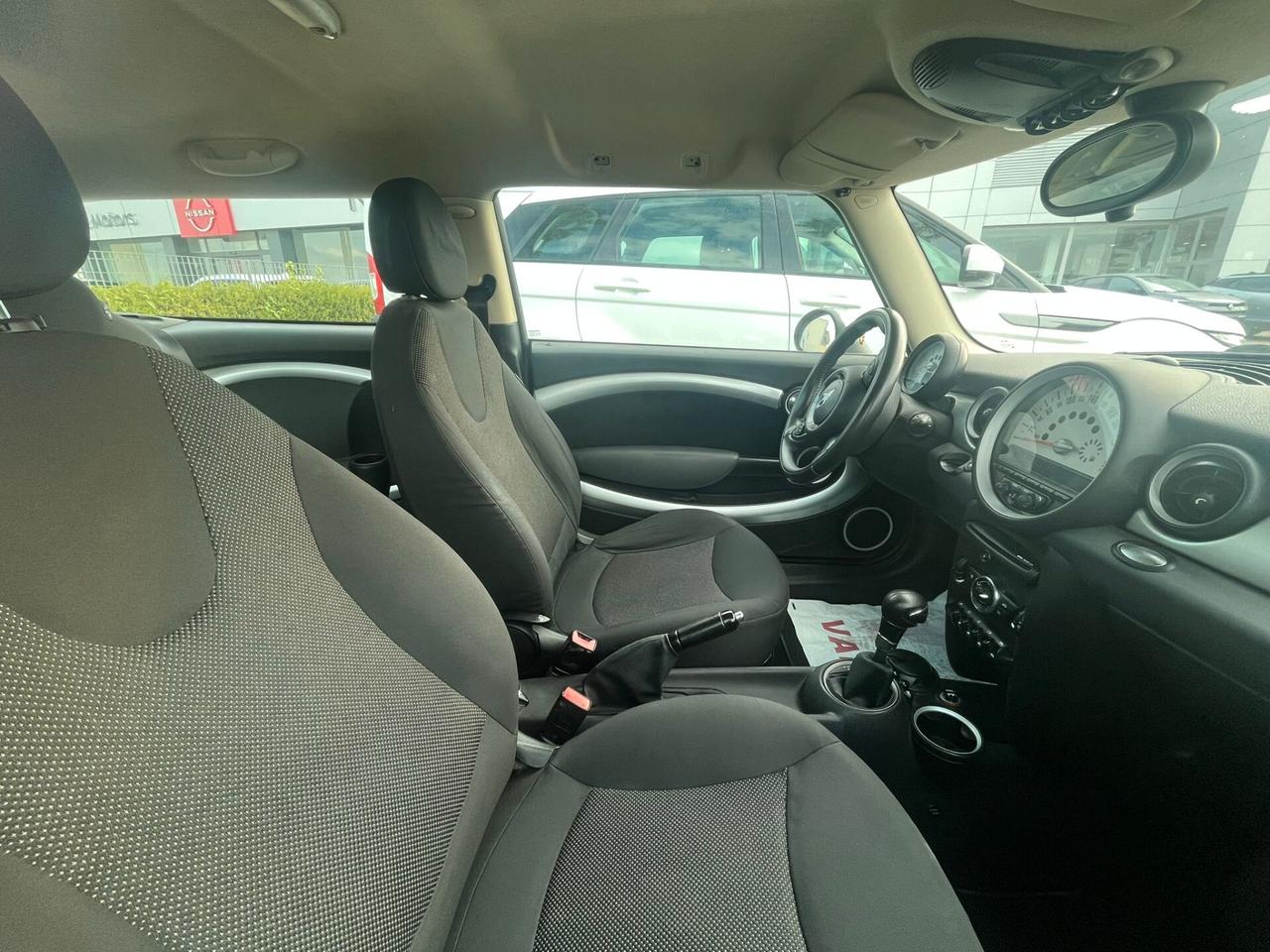 Mini Cooper Clubman 2.0 16V D Automatica