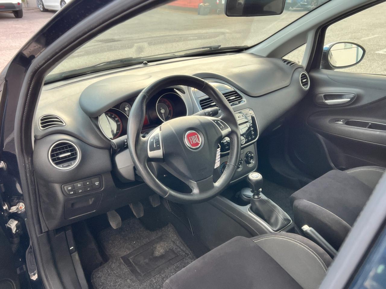 Fiat Punto EVO 1.2 8V 5 p. Lounge
