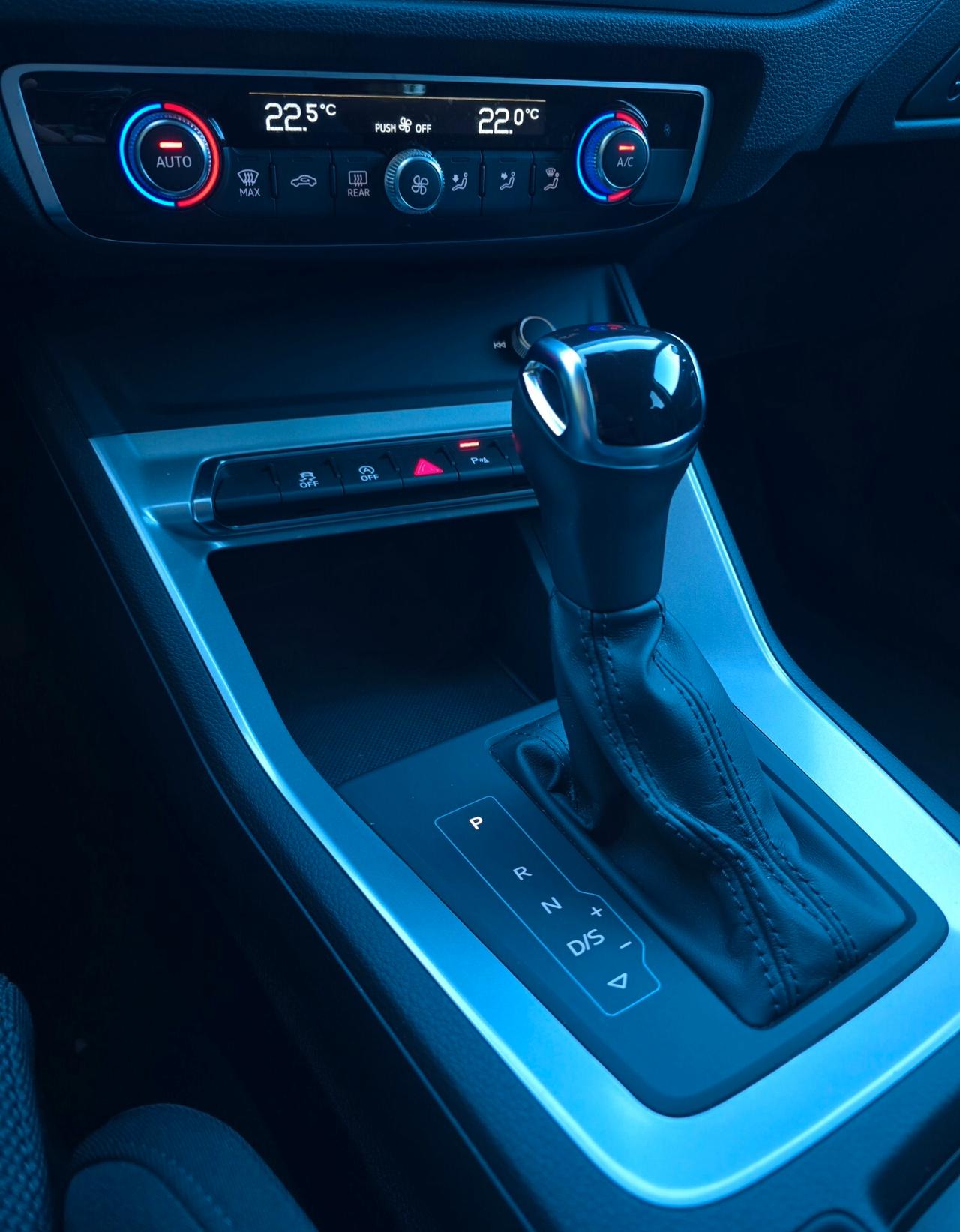 Audi Q3 SPB 35 TDI S-line BlackNight