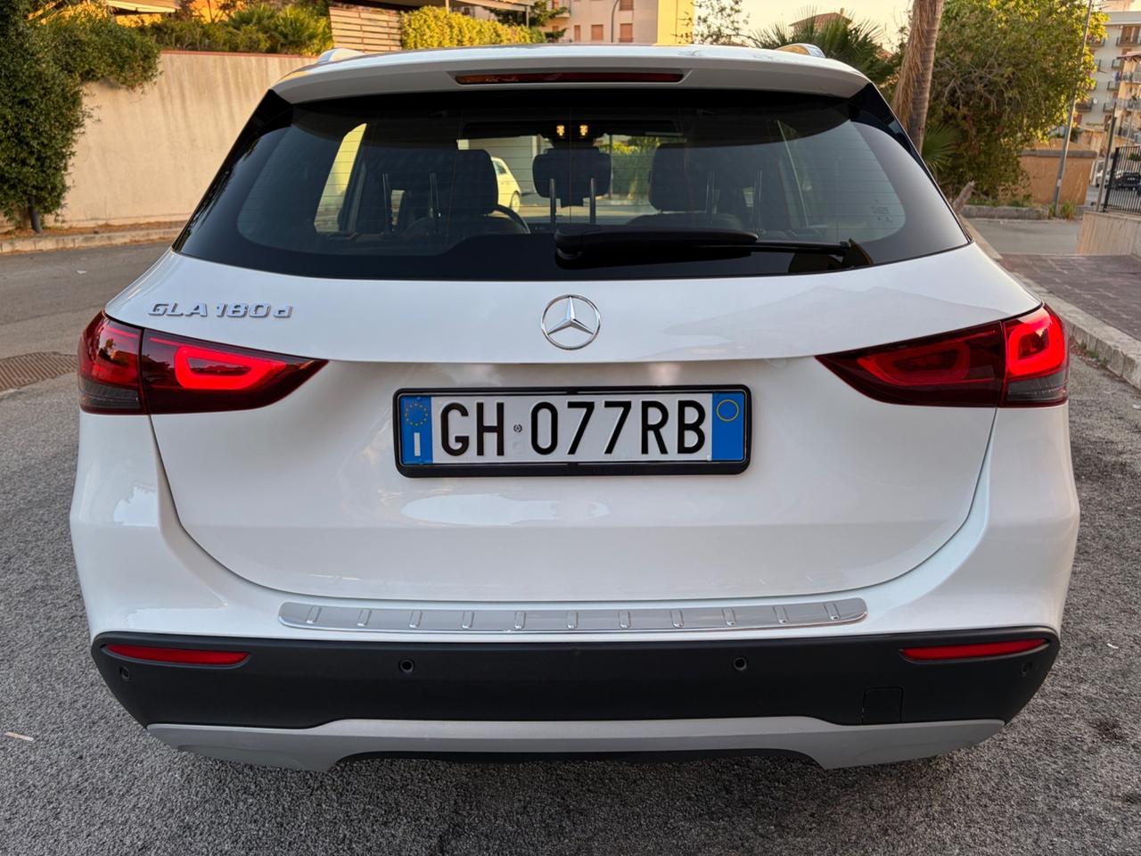 Mercedes-benz GLA 180 d Automatic Sport Plus unico proprietario!!