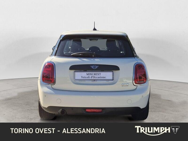 MINI Mini 5 porte Mini 5p 1.5 One Baker Street 102cv auto