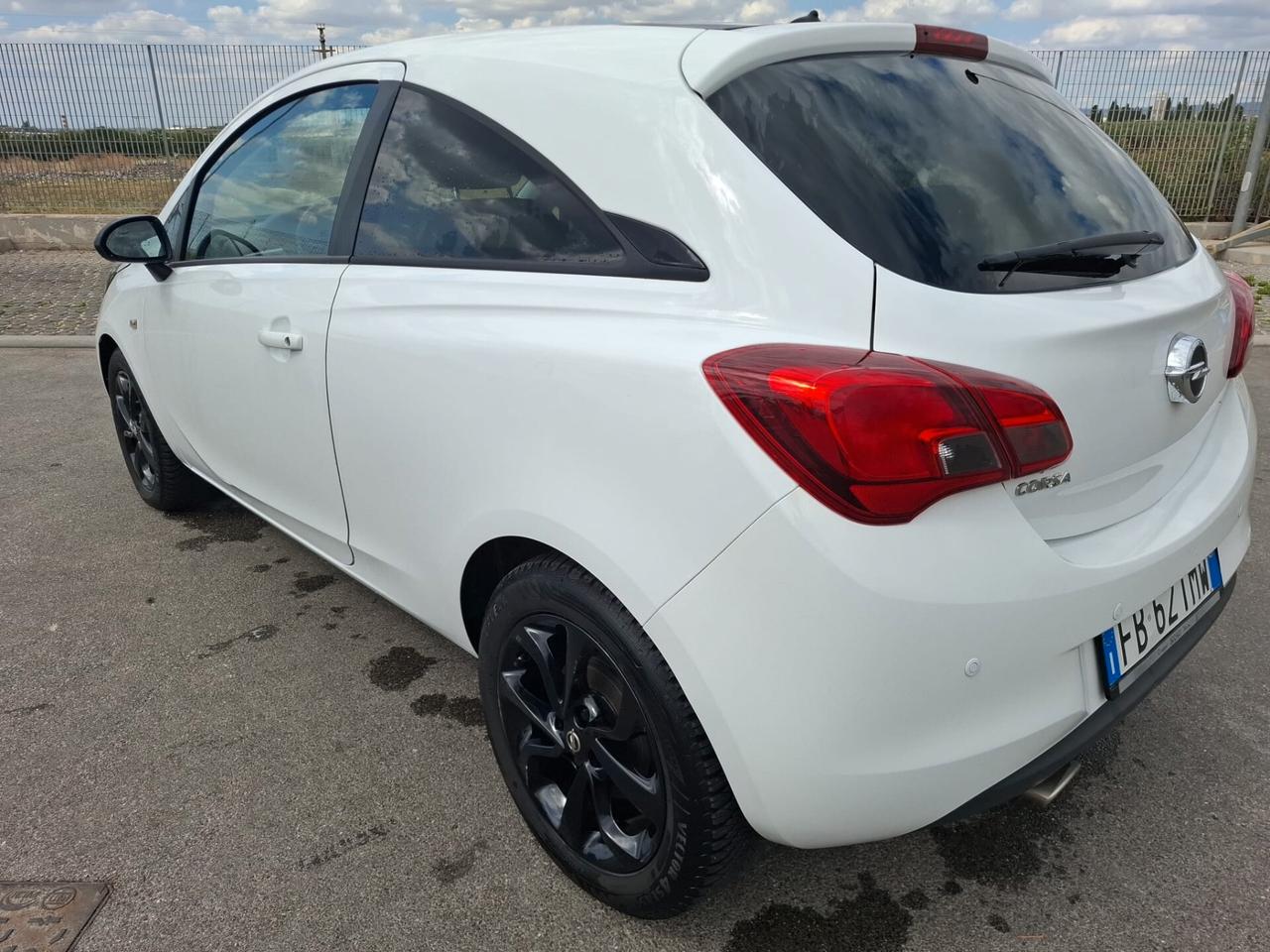 Opel Corsa 1.4 90CV GPL Tech Coupé n-Joy