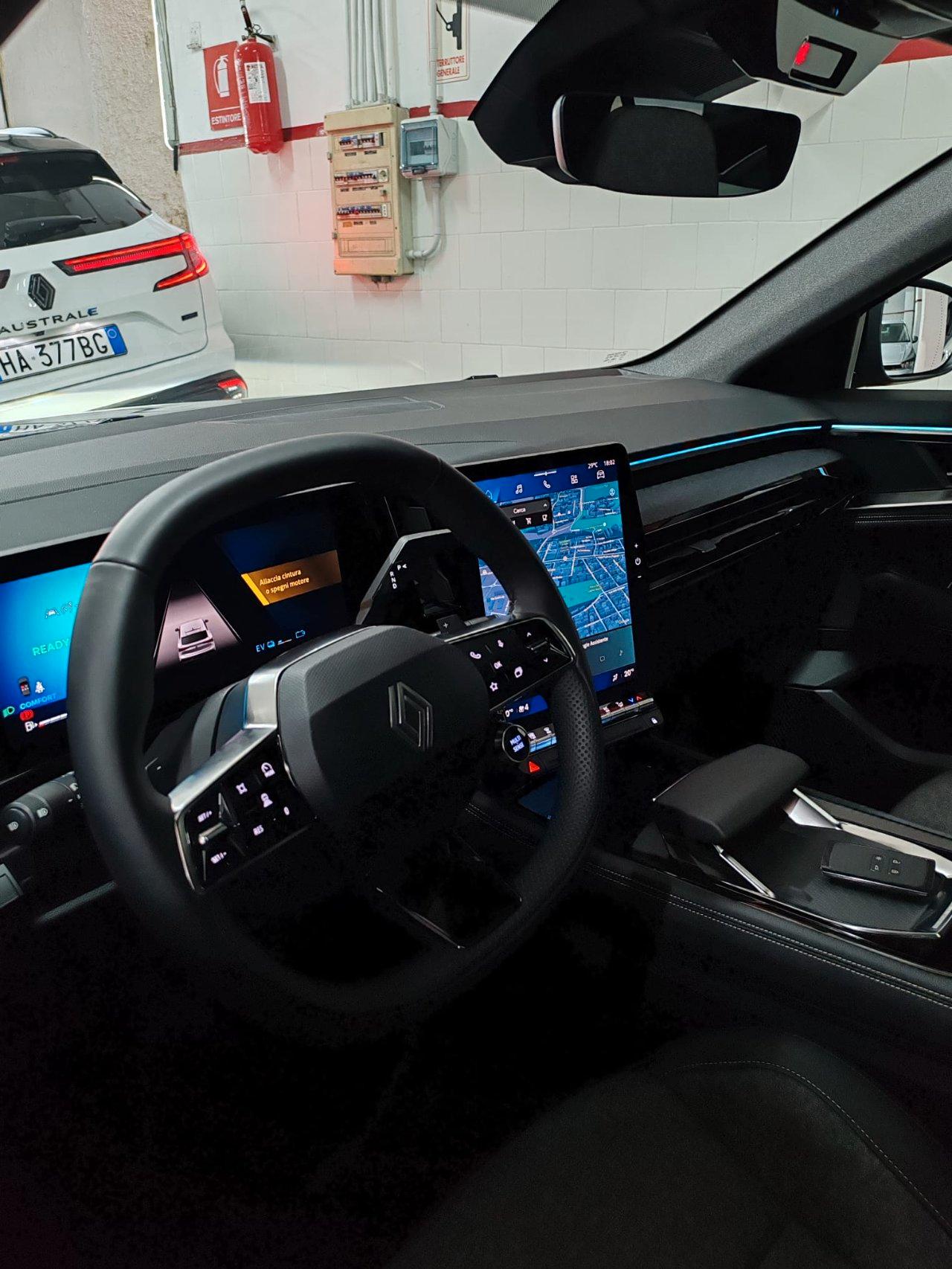 Renault Rafale 1.2 e-Tech full hybrid Techno 200cv "Tetto SOLARBAY"