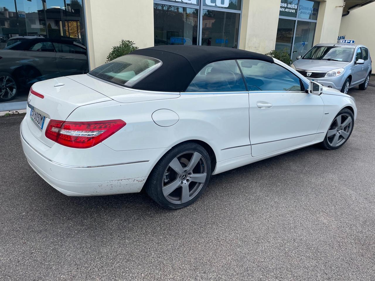 Mercedes-benz E 200 Cabrio BlueEFFICIENCY