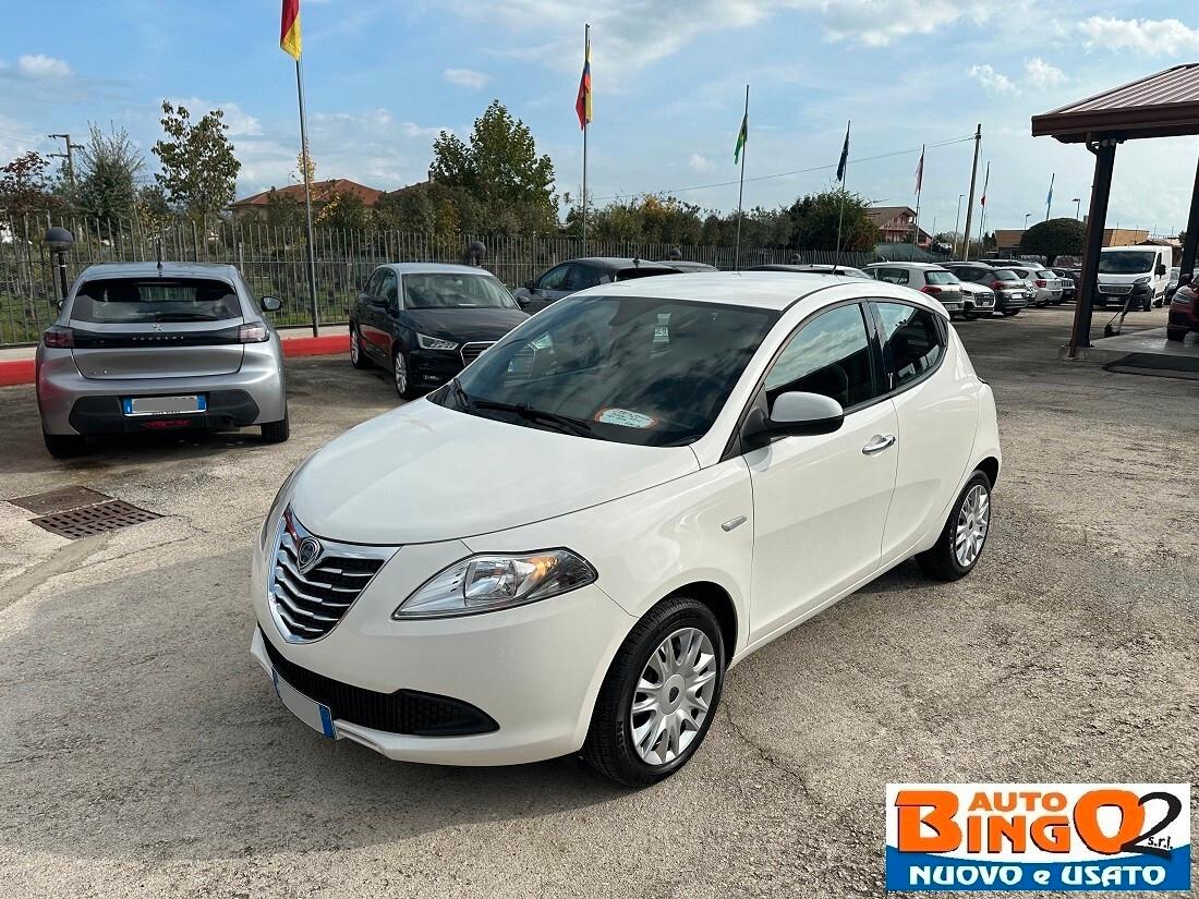 Lancia Ypsilon 1.3 MJT 16V 95 CV 5 porte S&S Silver