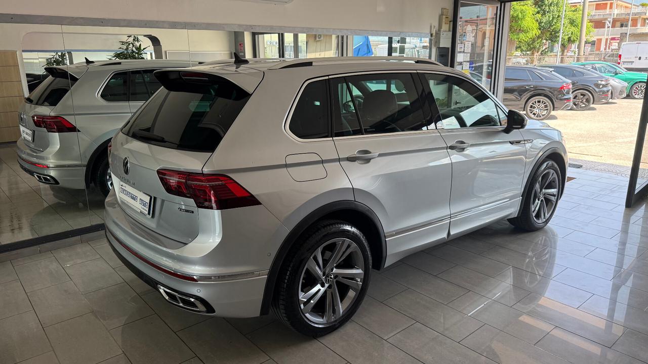 VOLKSWAGEN TIGUAN R LINE 4 MOTION