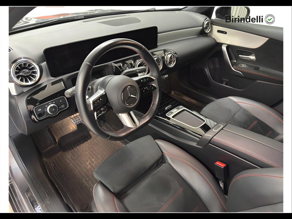 Mercedes-Benz Classe A (W177) - A 220 d Automatic AMG Line Premium