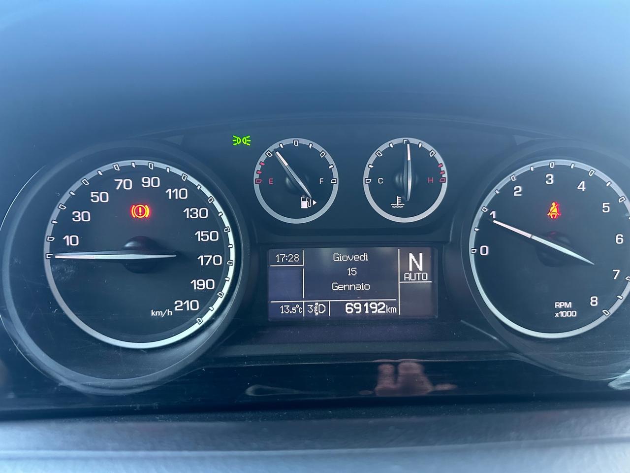 Lancia Ypsilon 0.9 TwinAir 85 CV 5 porte S&S Platinum GPL