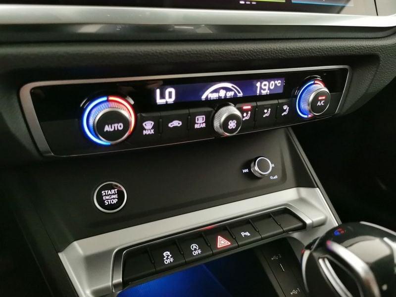 Audi Q3 35 2.0 tdi Business Advanced s-tronic