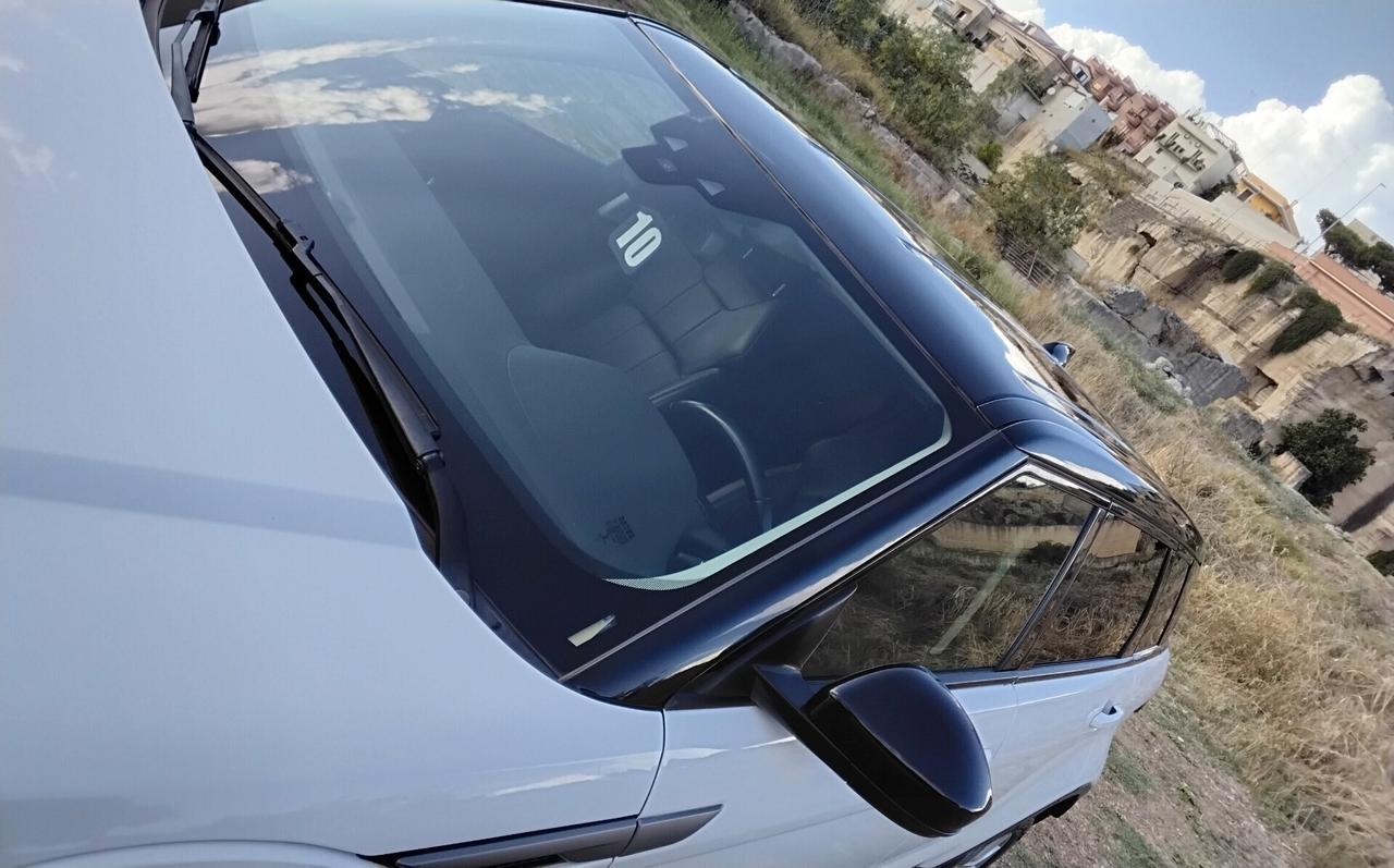 Land Rover Range Evoque 2.0D I4-L.Flw 150 CV R-Dynamic S