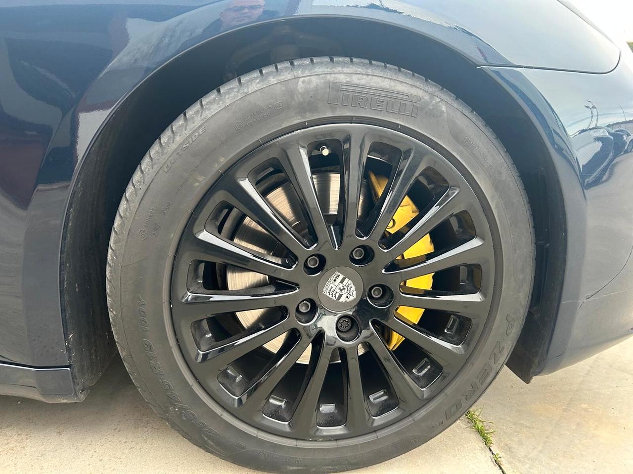 Porsche Panamera 3.0 Diesel – 2014 – Full Optional